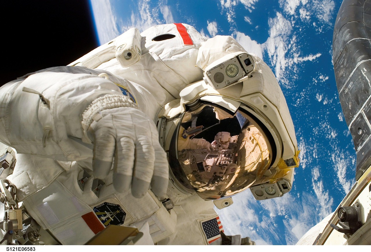 6 astronaut 4K backgrounds astronaut 4K backgrounds, astronomy backgrounds, cosmic wallpapers, galaxy 4K images, NASA wallpapers, Space Exploration 4K UHD Wallpaper, space wallpapers, universe wallpapers Home Exploration 4K Extremely Excessive Definition Monitor screen wallpaper – A Journey Previous the Stars astronaut 4K backgrounds Home Exploration 4K Extremely Excessive Definition Monitor screen wallpaper – A Journey Previous the Stars