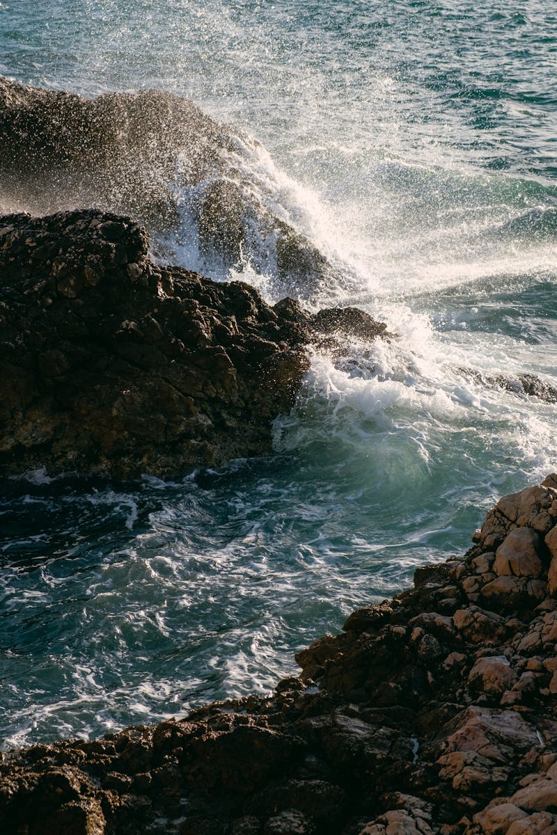 8 coastal mountains coastal mountains, mountain to sea connection, mountains nature waves rocks surf, natural landscapes, nature and ocean harmony, rocky shorelines, sea and cliffs, surfing nature, waves and rocks photography Mountains, Pure world, Waves, and Rocks – The Eternal Connection Between Land and Sea coastal mountains Mountains, Pure world, Waves, and Rocks – The Eternal Connection Between Land and Sea
