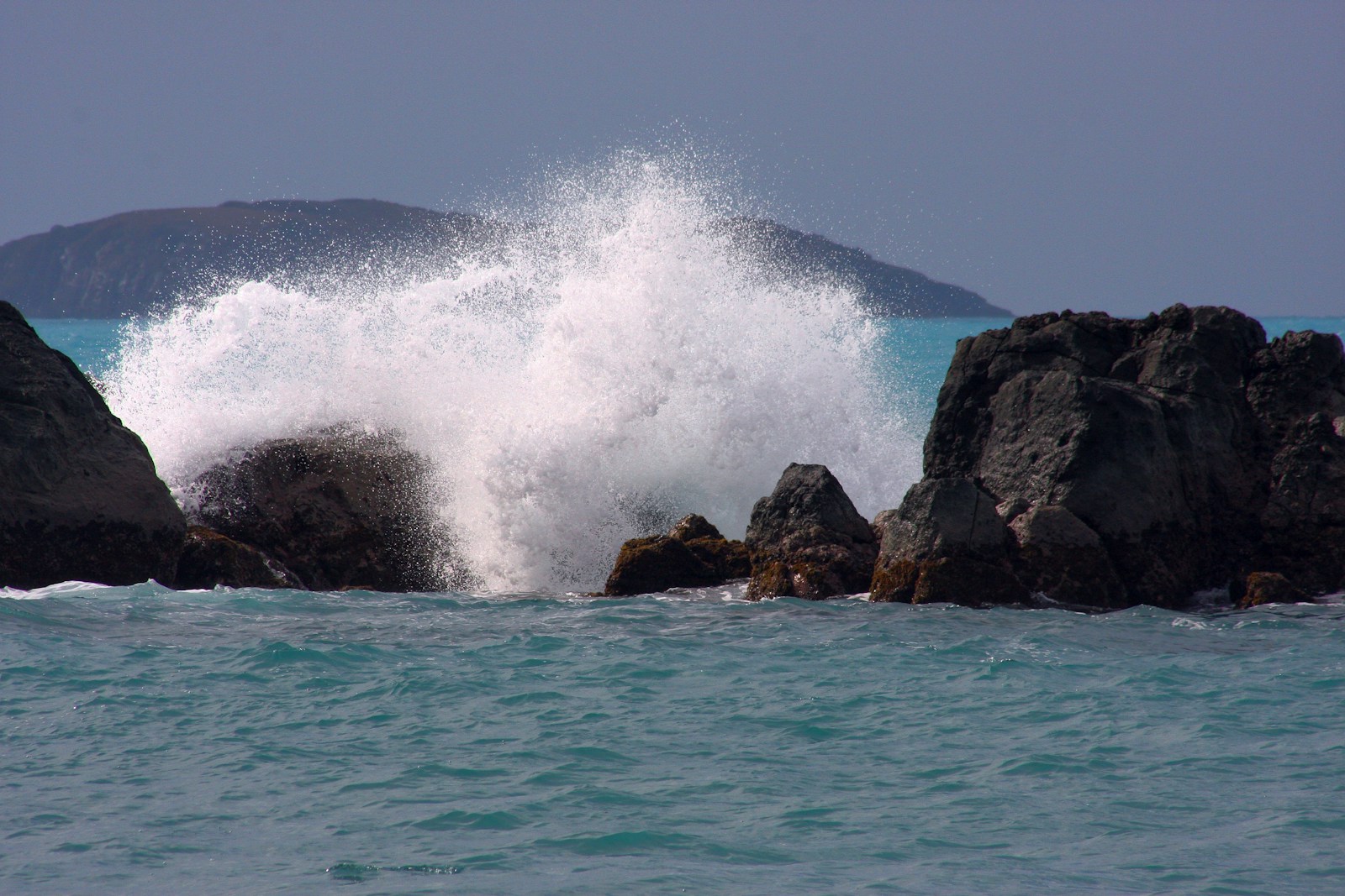 14 coastal mountains coastal mountains, mountain to sea connection, mountains nature waves rocks surf, natural landscapes, nature and ocean harmony, rocky shorelines, sea and cliffs, surfing nature, waves and rocks photography Mountains, Pure world, Waves, and Rocks – The Eternal Connection Between Land and Sea coastal mountains Mountains, Pure world, Waves, and Rocks – The Eternal Connection Between Land and Sea